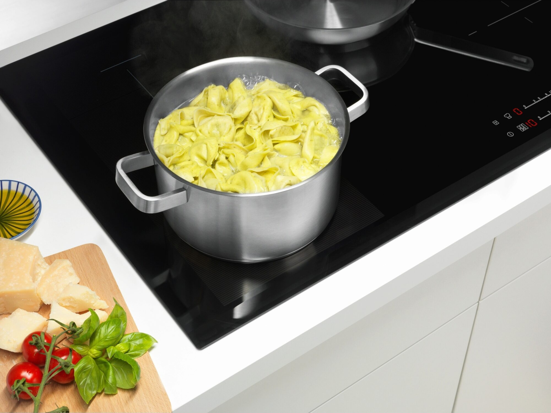 ELECTROLUX kookpannenset - E3SS