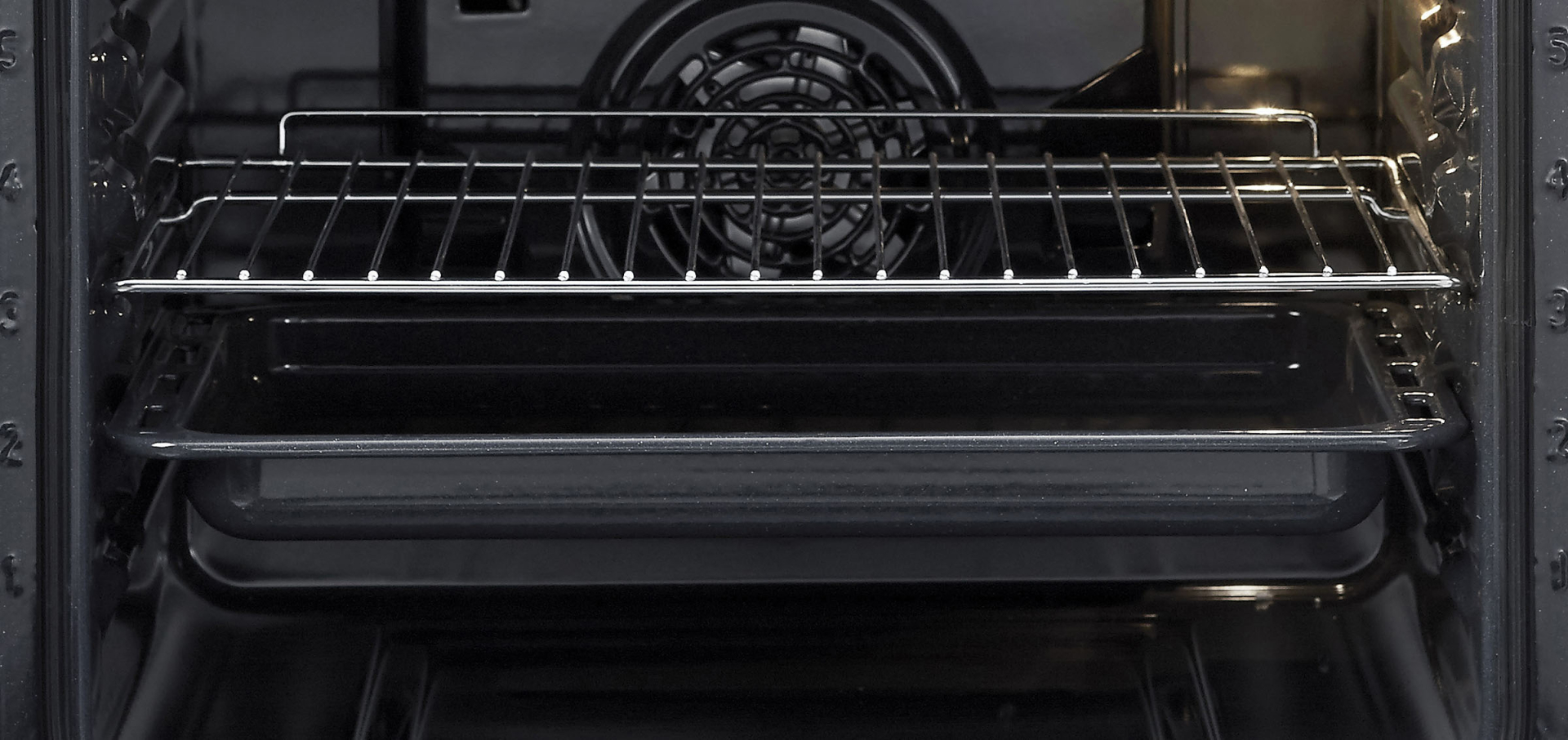 ETNA multifunctionele oven - 60cm - OM165ZT